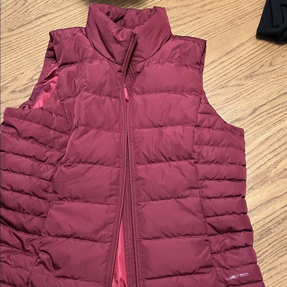 Lands' End Women's Burgundy Puffer Vest